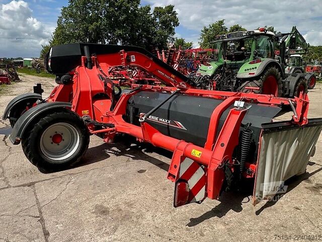Technologia siana Kuhn Merge Maxx 950 - Bandschwader