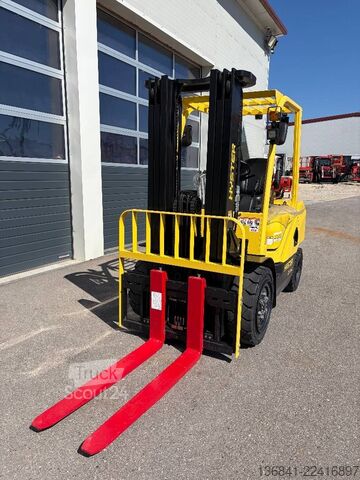Viličar Hyster H3.5UT Gasstapler