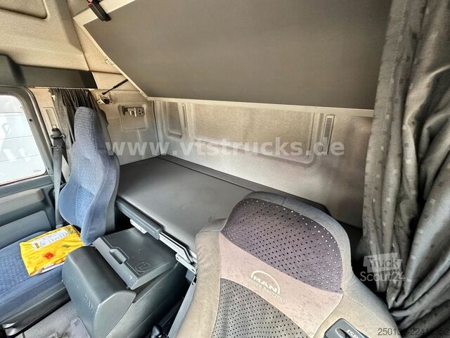 Camión de plataforma MAN TGA 35.430 8x4 BL Baustoff PALFINGER 72002 LK