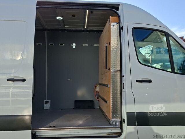 Skåpbil Mercedes-Benz SPRINTER 314 L2H2 AHK TDHZG KAMERA TEMPOMAT