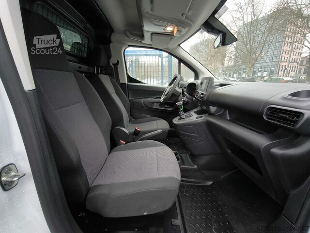 Opel Combo E Cargo 1.2, kondicionieris, kruīza kontrole, radio Opel Combo