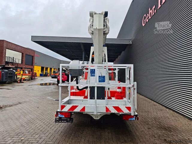 Kėlimo platforma MAN TGL 7.150 4x2 Ruthmann T330
