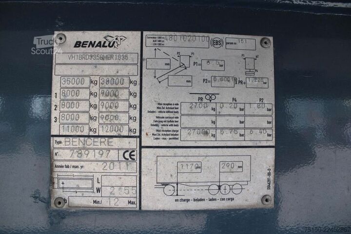 Semi-remorque benne BENALU UNFALL Kippmulde 57 m³ Nr: 835