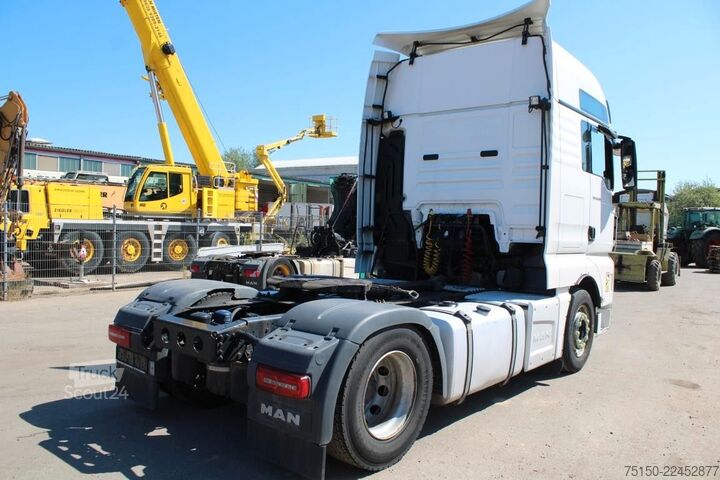 Tracteur routier standard MAN TGX 18.500 2 x Tank XXL MOTORSCHADEN Nr.: 631