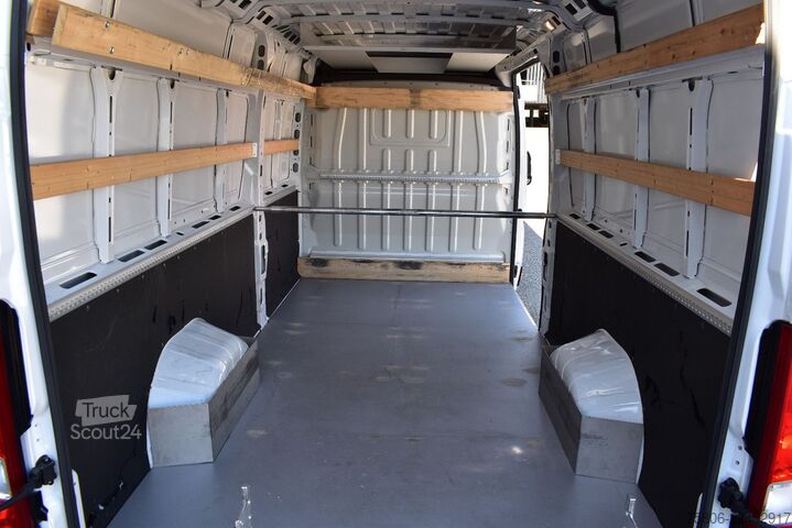 Панелен ван FIAT Ducato 2.2 MJ Auffahrrampe