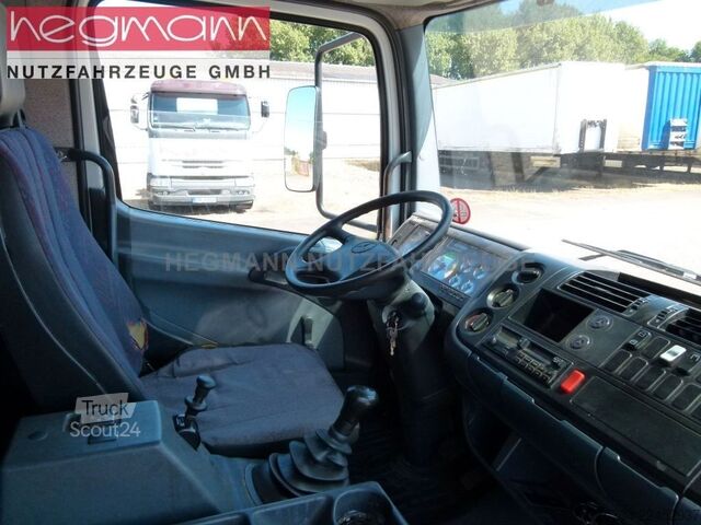Camião plataforma com lona MERCEDES-BENZ Atego 817, Alu-Koffer LBW, AHK, DE.