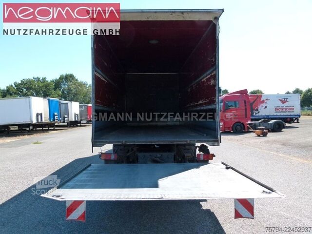 Camião plataforma com lona MERCEDES-BENZ Atego 817, Alu-Koffer LBW, AHK, DE.