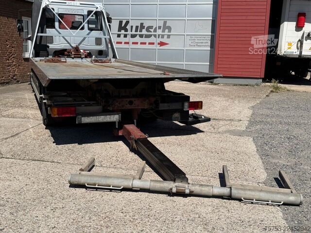 Autómentő IVECO ML 75E 14, Schiebeplateau, Hubbrille