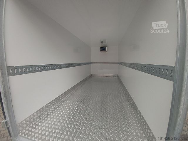 Hutos doboz trailershop großes Kühlmobil Kühlhaus Lebensmittel HACCP Govi Arktik 2000N Kühlaggregat