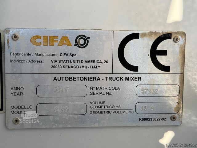 Camion malaxeur à béton Mercedes-Benz AROCS 3241