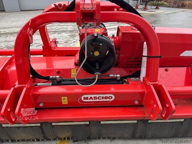 Smalcinātājs Maschio Bisonte 300