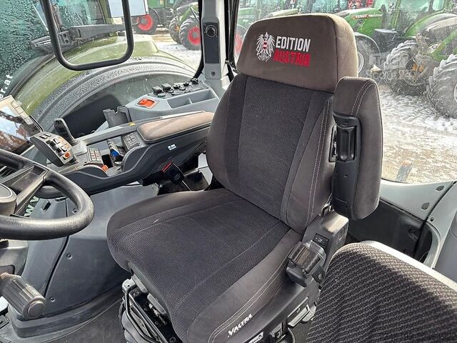 Traktors Valtra T235 Direct