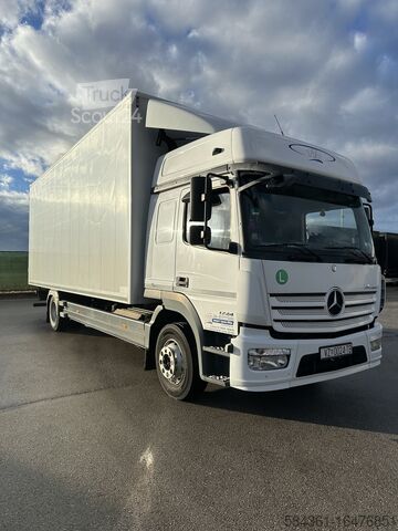 Skříňový nákladní automobil Mercedes - Benz Atego 1224