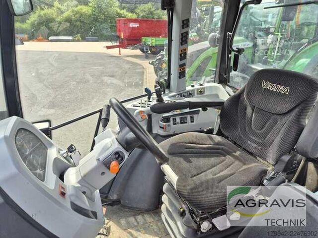 Traktor Valtra A 105 MH4
