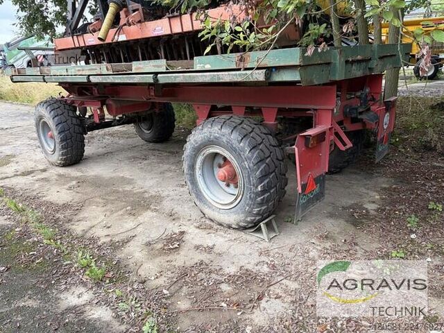 Pašizgāzēja piekabe Fortschritt HW 80