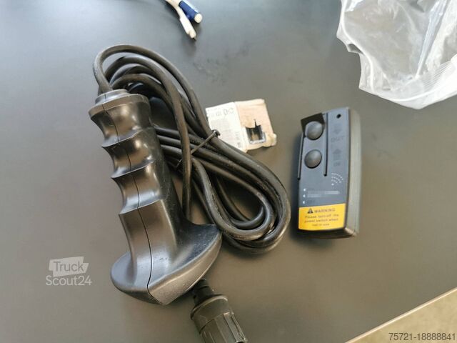 Automobilový transportér POLKON NS 192 TRUCK TRANSPORTER