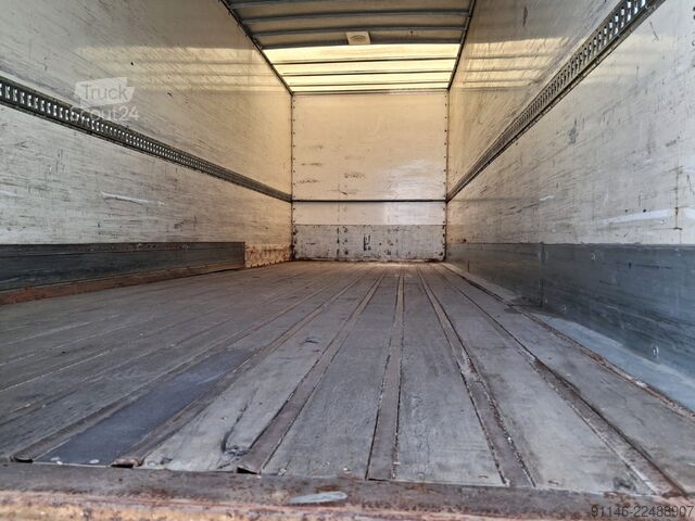 Kovček DAF CF 85.360 * 6x2  * Euro 4 * 1 x Bed