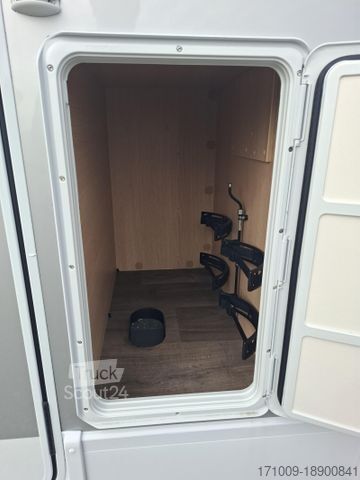 Autorulotă semi-integrată SUNLIGHT Adventure T 68 8G Autom. Combi 6E TV-Paket