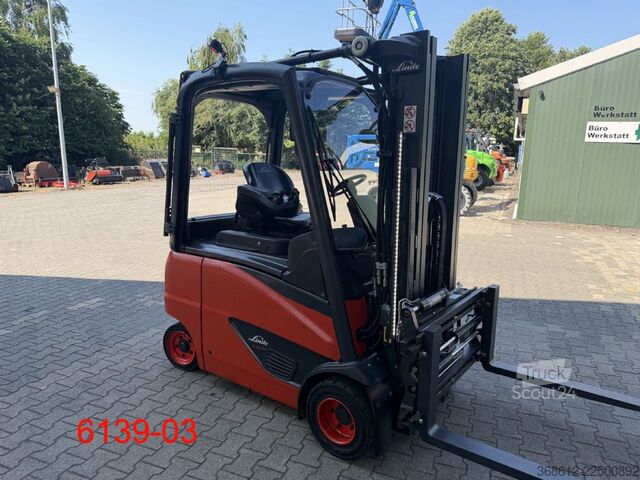 Frontgaffeltruck Linde E 20 PH -02
