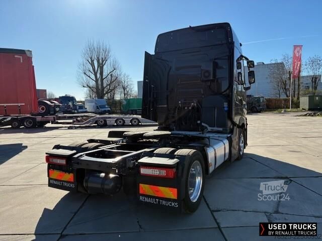Standard-SZM Renault Trucks T High