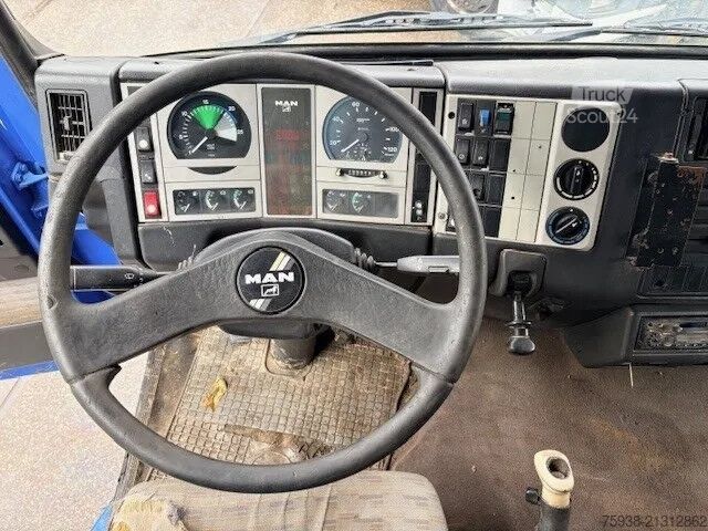 Standaard-SZM MAN 26.403 DFS 6x4 TRACTOR UNIT (EURO 2 / MANUAL GE...