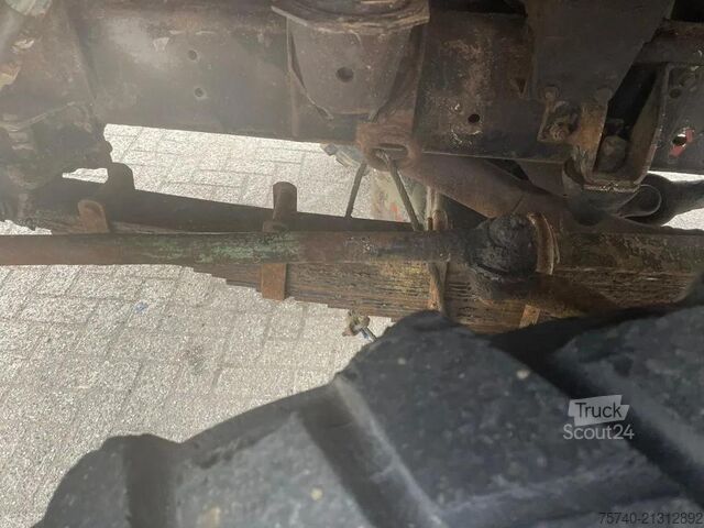 Kipper Mercedes-Benz 813 + Manual + Kipper + 4x4