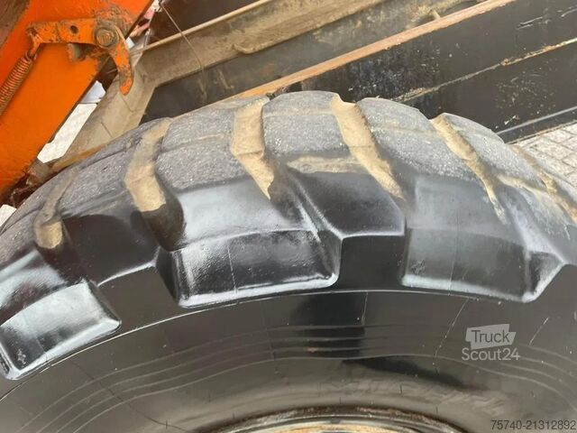 Kipper Mercedes-Benz 813 + Manual + Kipper + 4x4