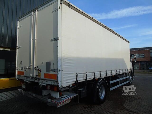 Bâché à rideaux latéraux Mercedes-Benz Axor 1829 + euro 5 + lift + manual