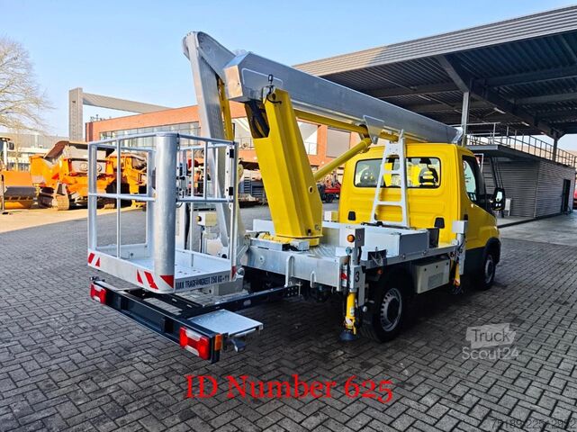 Πλατφόρμα ανύψωσης Iveco Daily 35-140 Multitel MZ 250