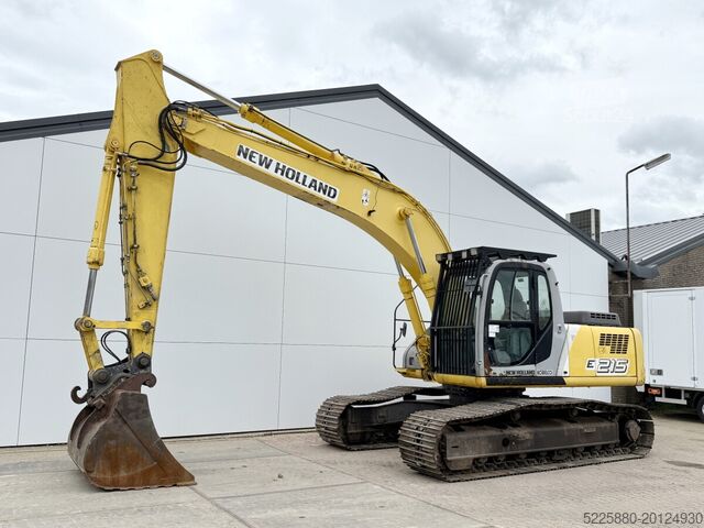 Gosenični bager New Holland E215LC