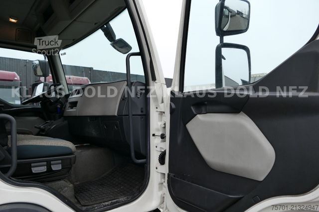 Kuorma-auto umpikorilla VOLVO FL 250 Koffer Rolltor LBW Euro 6