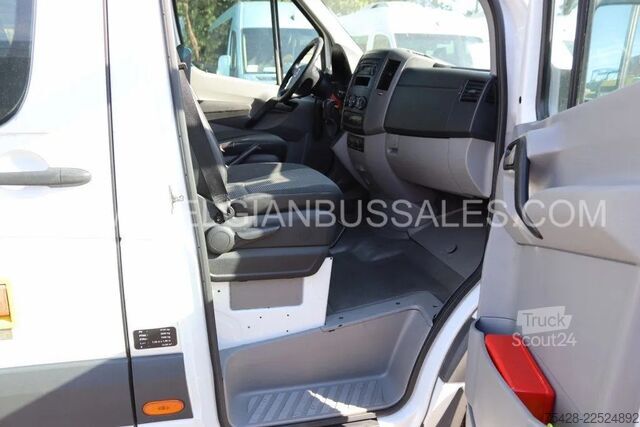 Minibus Mercedes-Benz Sprinter Transfer 45/ Basic 45 / 7.4m / Automat...