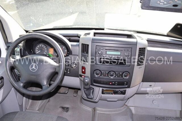 Minibus Mercedes-Benz Sprinter Transfer 45/ Basic 45 / 7.4m / Automat...