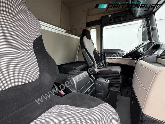 Zapreminski vučni traktor MAN TGX 18.500 FLLS, Klima, Standklima, Intarder