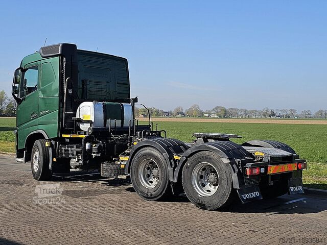 Estándar-SZM VOLVO FH 500 6X4 PTO WB390