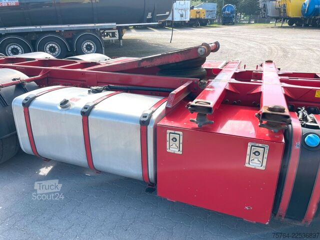 Lastbil med utbytbar kaross SCANIA R420 / BDF bis 7,45m / 20 Fuß / LBW / Gelenkt