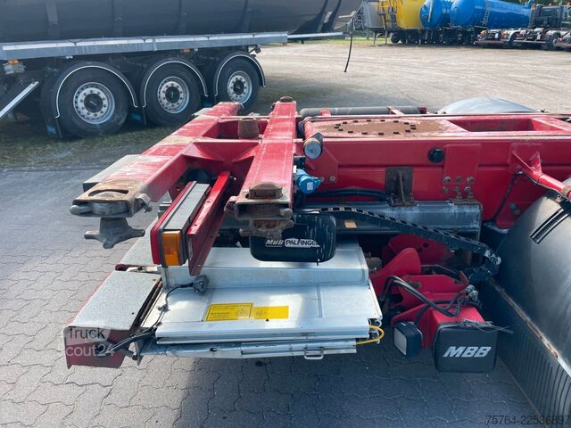 Lastbil med utbytbar kaross SCANIA R420 / BDF bis 7,45m / 20 Fuß / LBW / Gelenkt