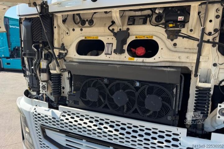 Standard dragbil VOLVO FH-500 4x2