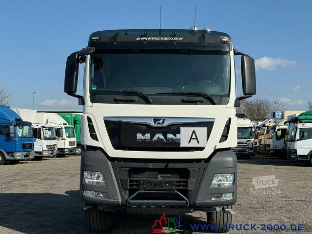 Стандартный седельный тягач MAN TGX 18.470 4x4 H-Drive Kipphydraulik Kühlschrank