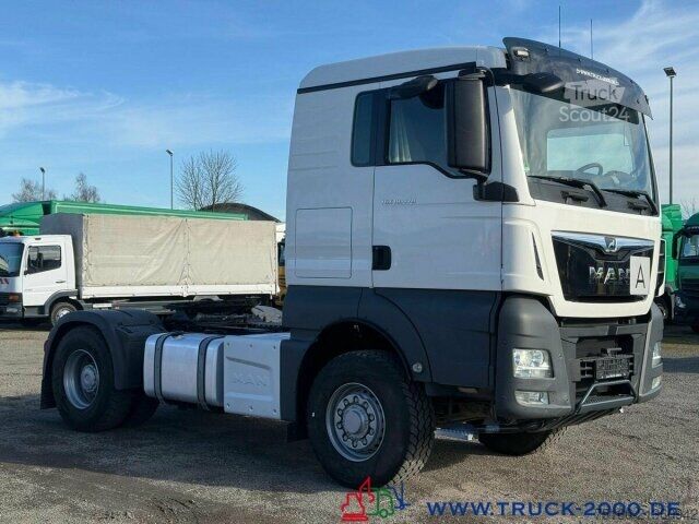 Стандартный седельный тягач MAN TGX 18.470 4x4 H-Drive Kipphydraulik Kühlschrank