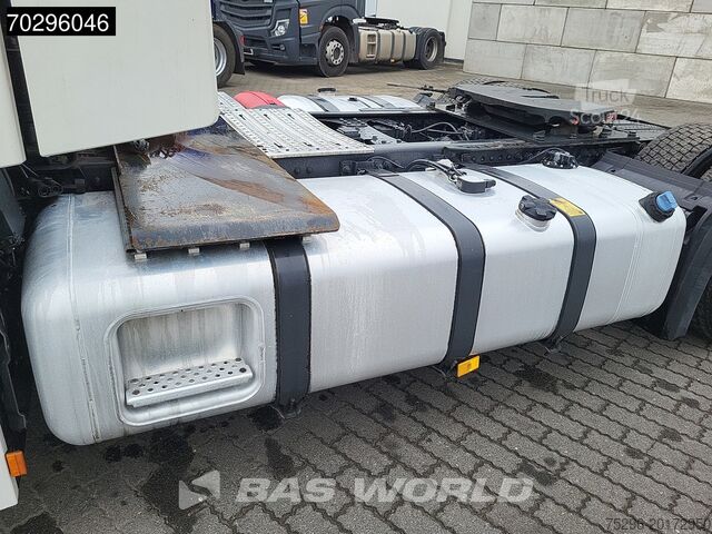 Volume SCM Mercedes Actros 1842 Actros 4X2 GigaSpace NL-Truck Mega ...