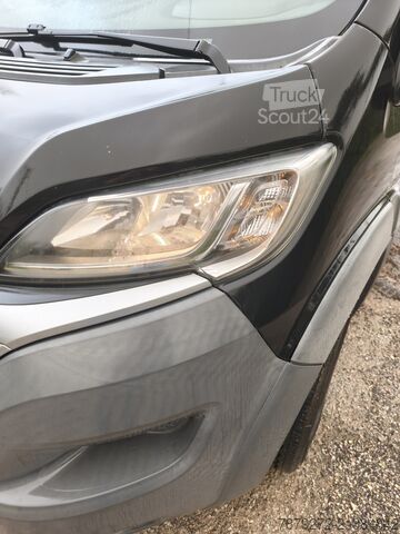 Campervan H3L3 profesjonalnie przebudowany Citroen Jumper 30