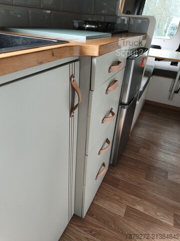 Campervan H3L3 profesjonalnie przebudowany Citroen Jumper 30