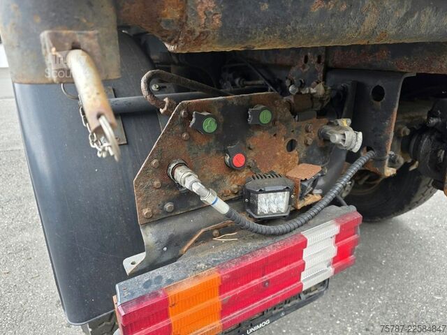 Overig UNIMOG U 500 3-Seiten-Kipper mit Kran PK 9501