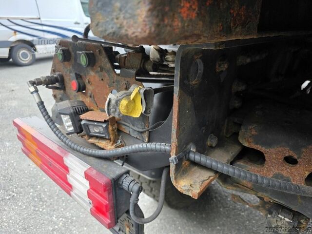 Overig UNIMOG U 500 3-Seiten-Kipper mit Kran PK 9501