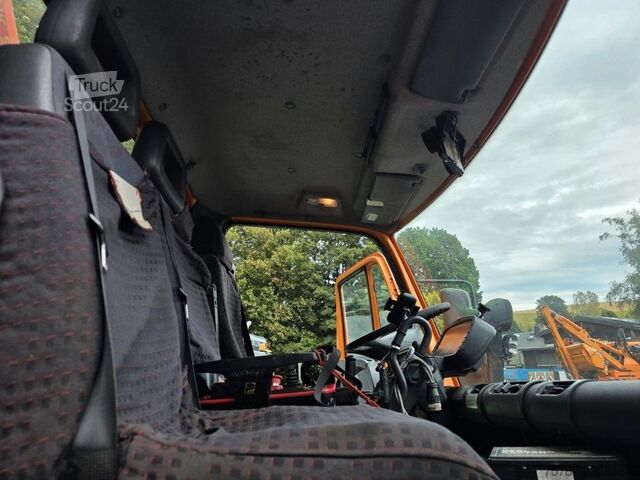 Overig UNIMOG U 500 3-Seiten-Kipper mit Kran PK 9501