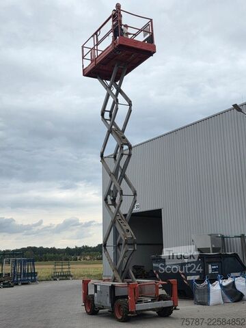 Werkplatform Skyjack SJ6832RT 4x4 Diesel, neuer Motor!!!