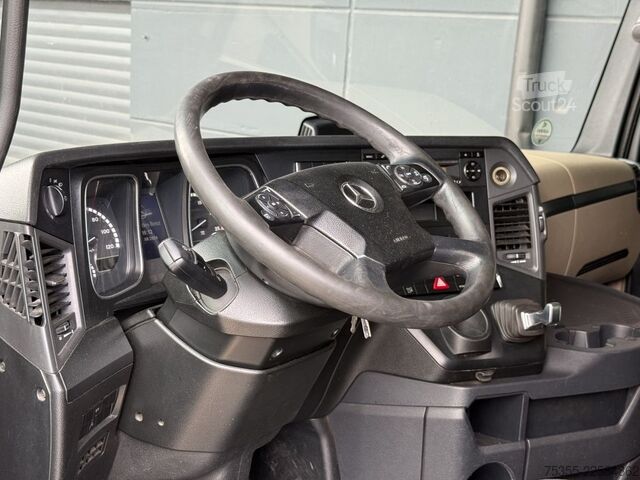 Автомобиль с заменяемым кузовом MERCEDES-BENZ Actros 1840 Klima Retarder ACC 7,6m MEGA Jumbo