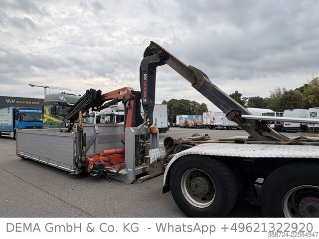 Kippiauto DAF CF85462*8x4*Mit Kran*Retarder*Klima*Hinterkipper