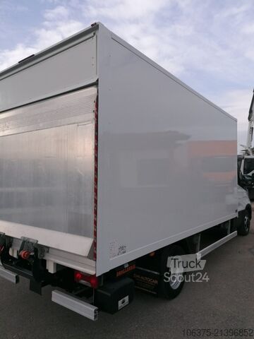 Ψηλό και μακρύ κλειστό φορτηγό IVECO Daily 35C14